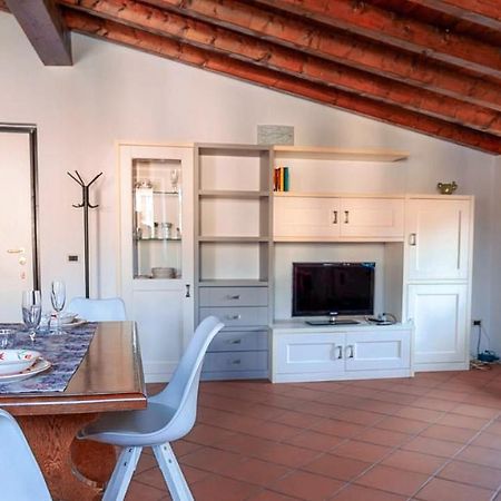 شقة Casa Marilyn ديسينسانو ديل غاردا المظهر الخارجي الصورة