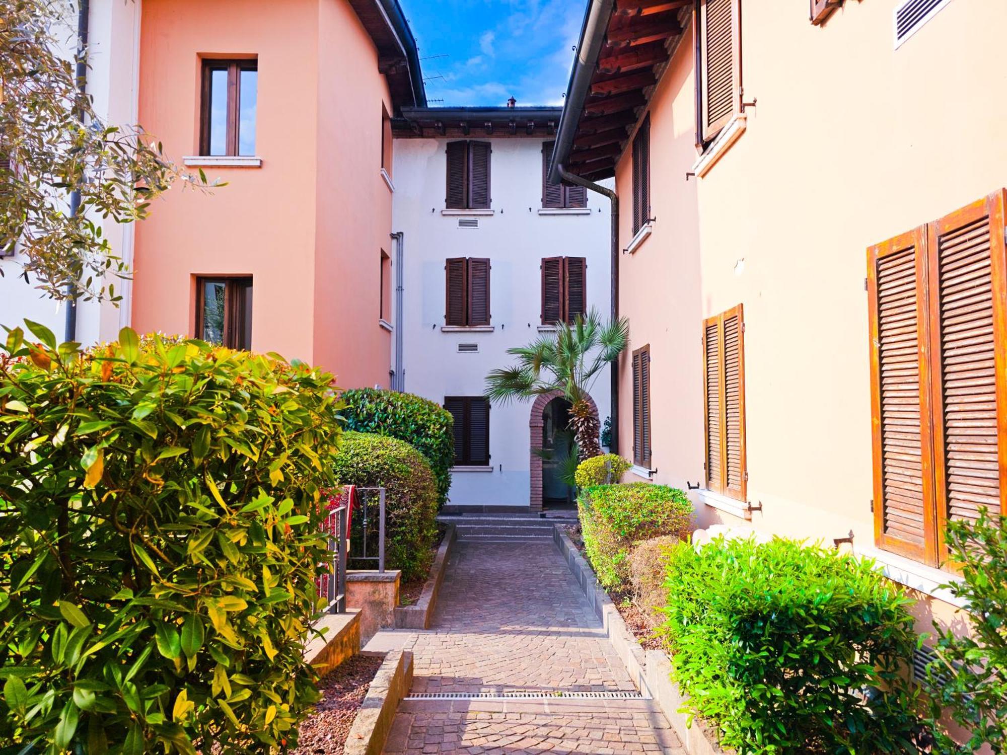 شقة Casa Marilyn ديسينسانو ديل غاردا المظهر الخارجي الصورة